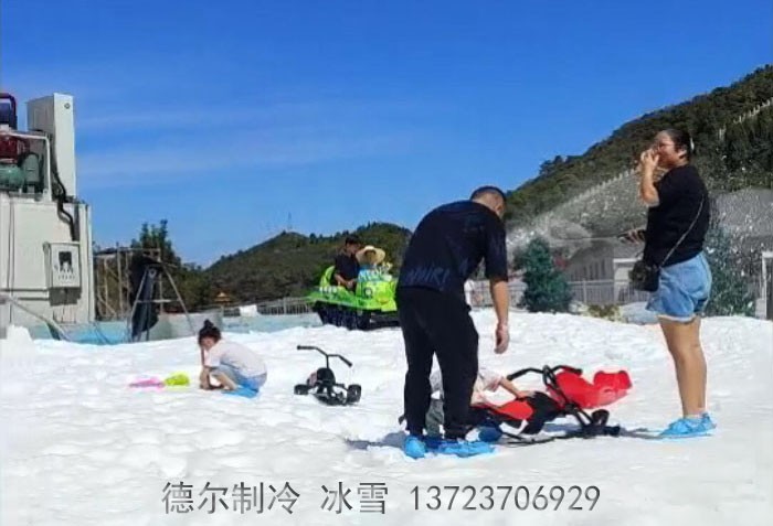 宜昌三峡龙泉湖冰雪乐园
